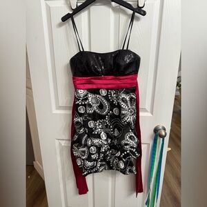 Y2K 2000s Formal Dress Size 7 Black White Hot Pink Sequin Mini Bubble Hem Short